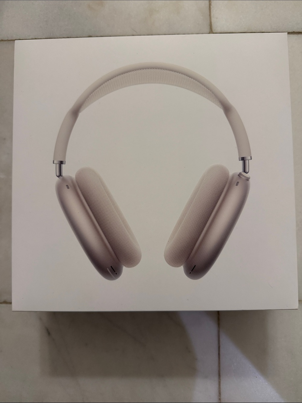 NEW Apple AirPods Max-Starlight